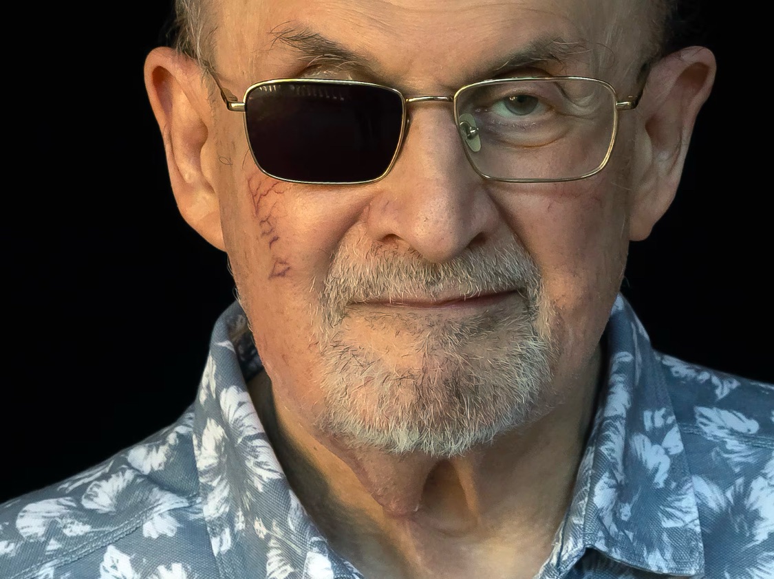 Ítélet született a Salman Rushdie elleni merénylet ügyében