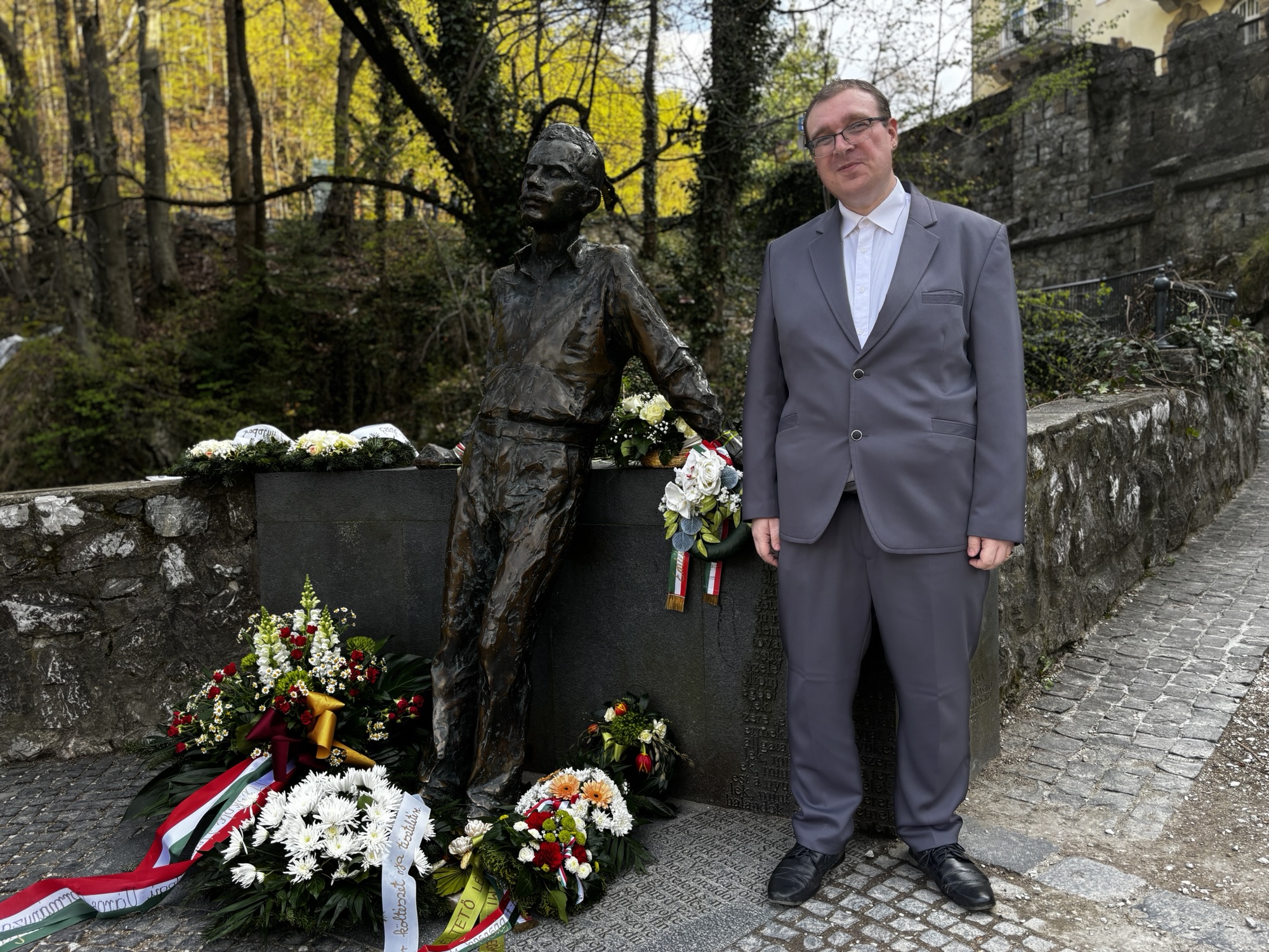 Porkoláb Ádám: Óda a szégyenhez